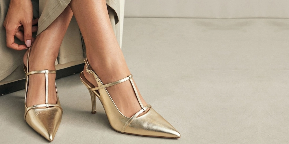 Gold-Shoes